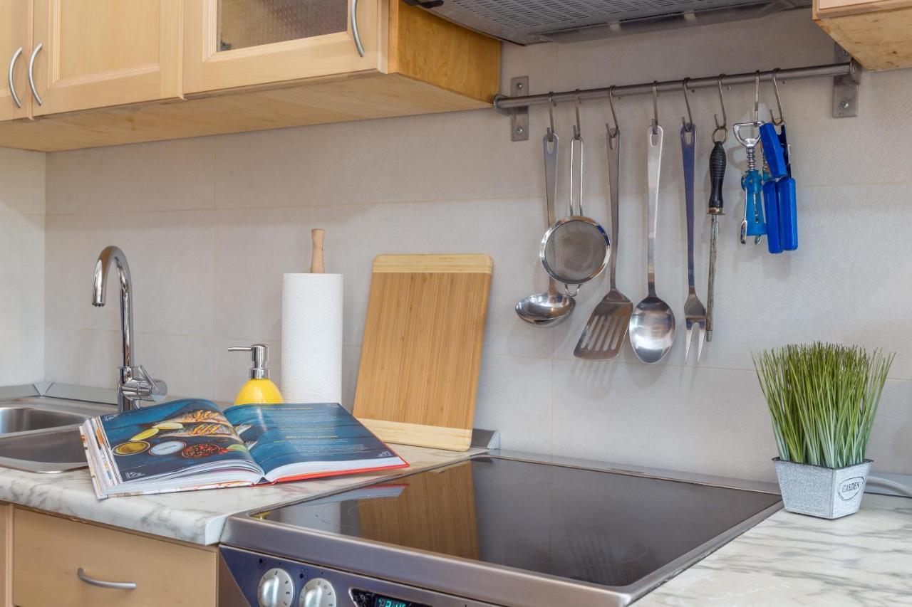 חוואר So Hvar So Good! Spacious With Terrace מראה חיצוני תמונה