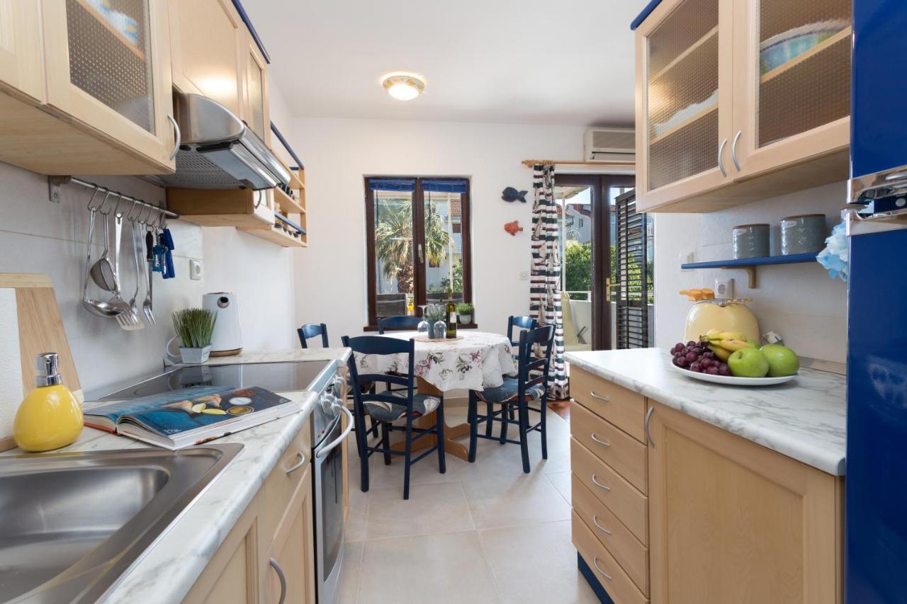 חוואר So Hvar So Good! Spacious With Terrace מראה חיצוני תמונה