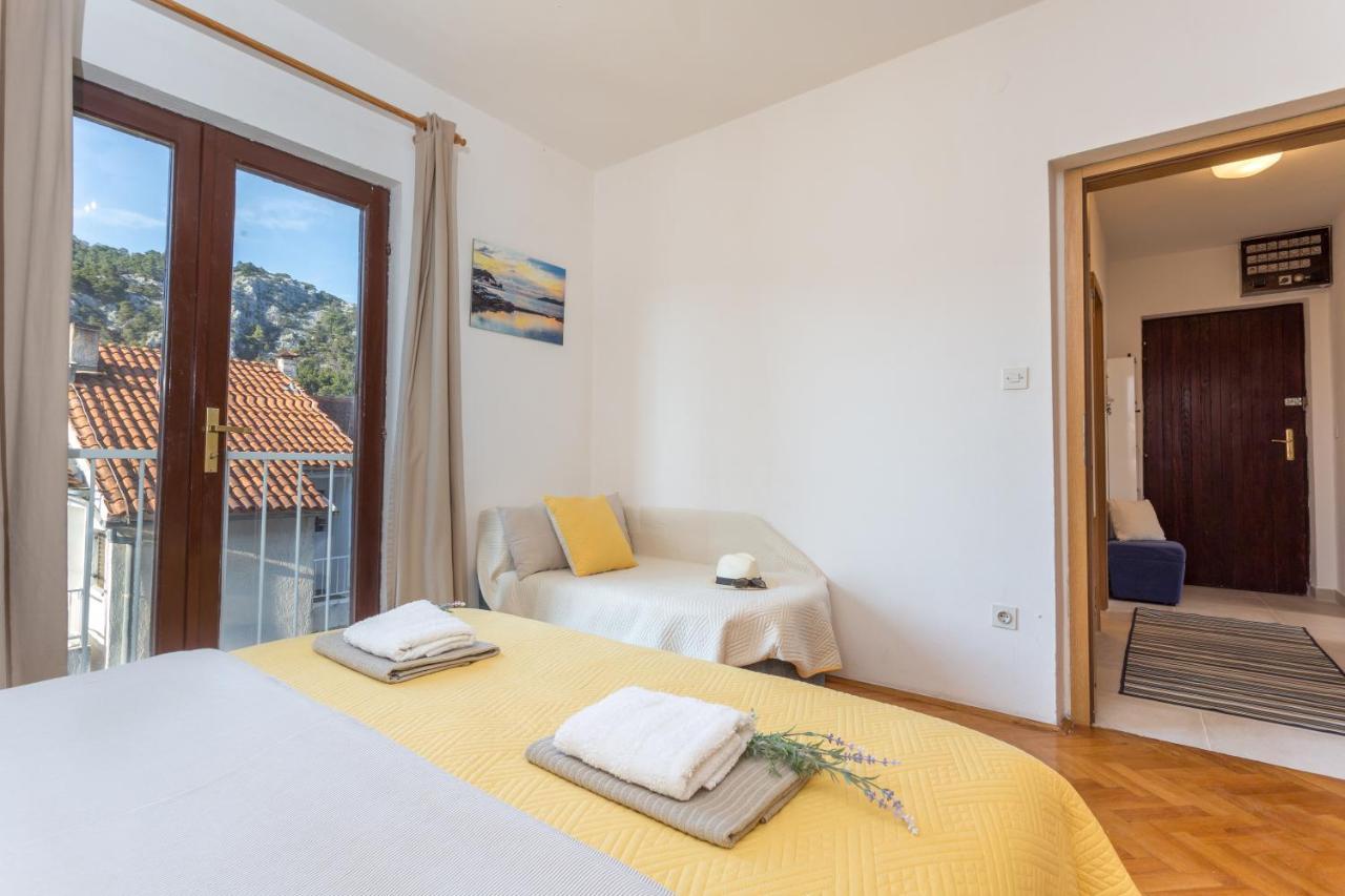 חוואר So Hvar So Good! Spacious With Terrace מראה חיצוני תמונה